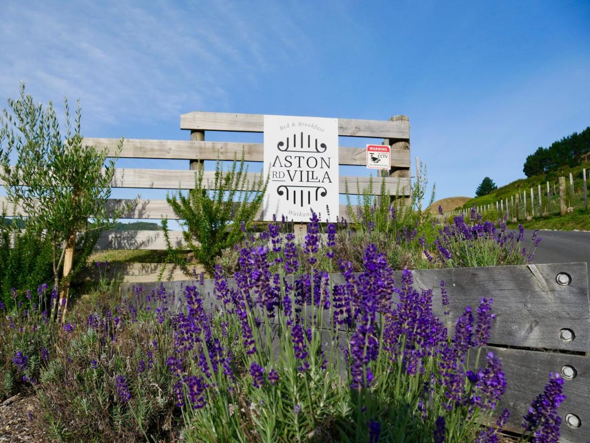 Aston Road Villa Bed & Breakfast Waikanae Exterior foto